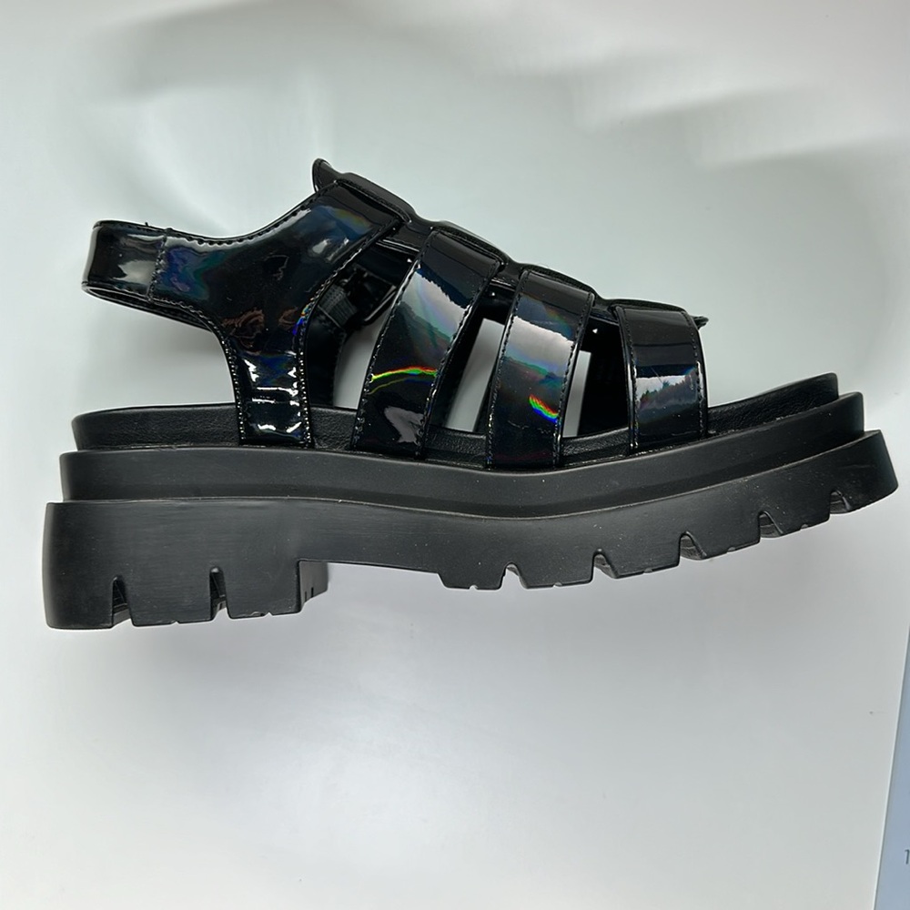 Call it Spring Fisherman Sandals - Picture 4 of 4